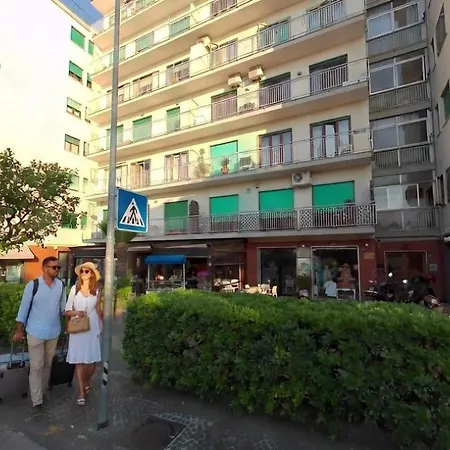 Bed & Breakfast Luxe Sur 4*